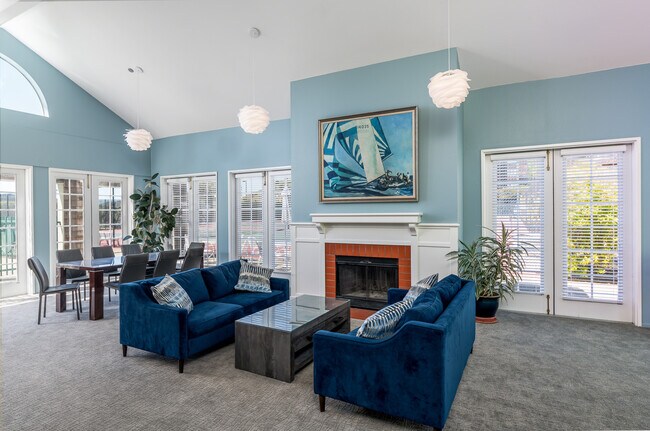 Building Photo - 1400 Pinnacle Ct