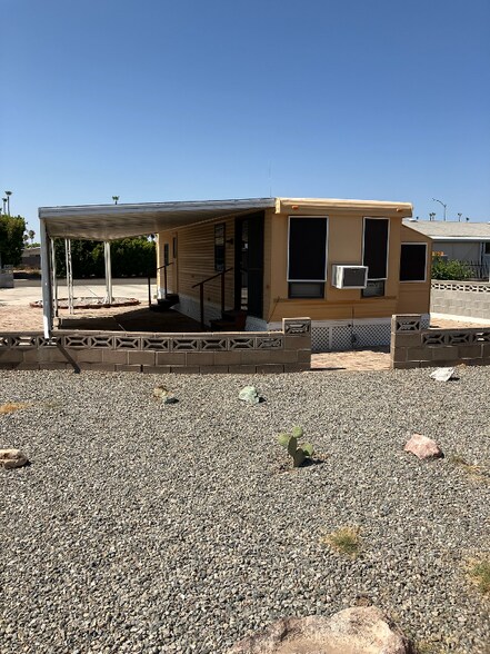 Building Photo - 24 W Rio Colorado Dr