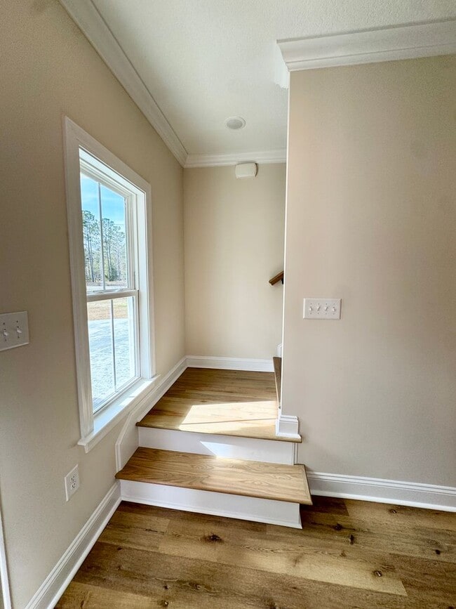 Building Photo - BEAUTIFUL BRAND NEW home!!! ??? 3 Bedrooms, 2.5 Baths with garage