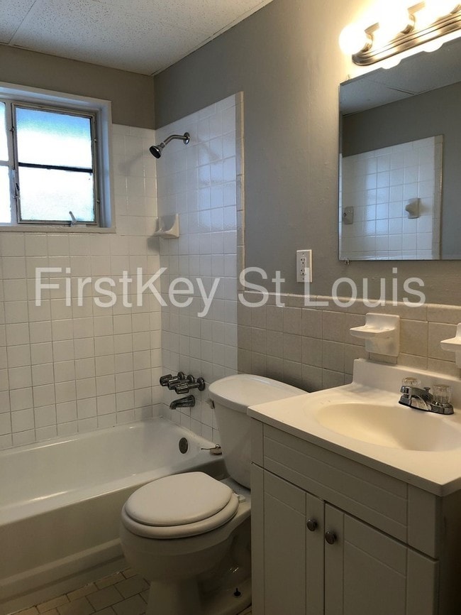 Building Photo - 7709 Paddington Dr