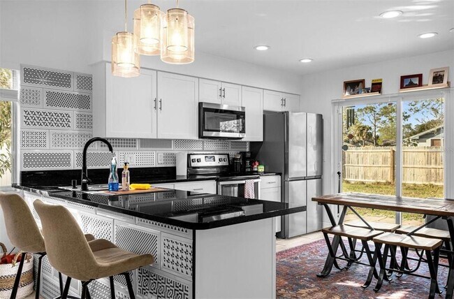 Building Photo - 1334 Palo Alto Ct