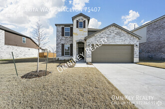 Building Photo - 606 Agarita Way