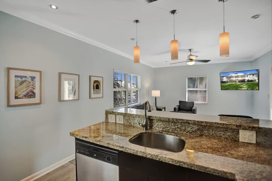 Building Photo - 37 Hendricks Isle