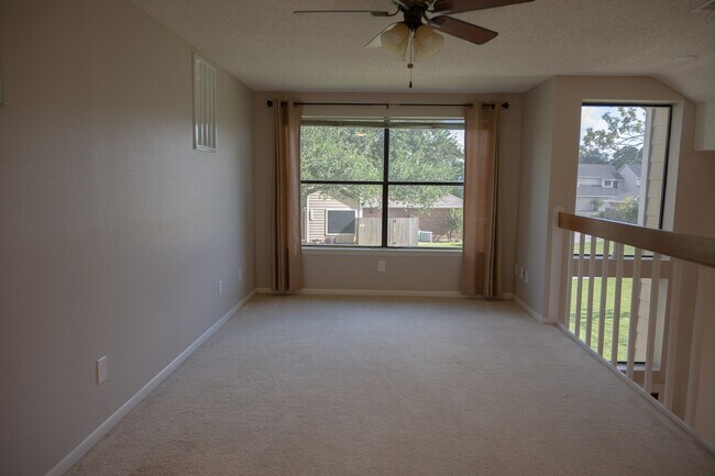 Building Photo - 1482 Gemini St