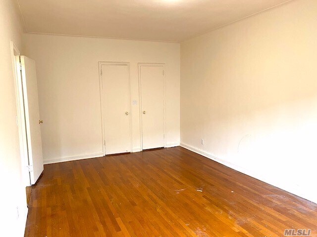 Building Photo - 68-38 Yellowstone Blvd