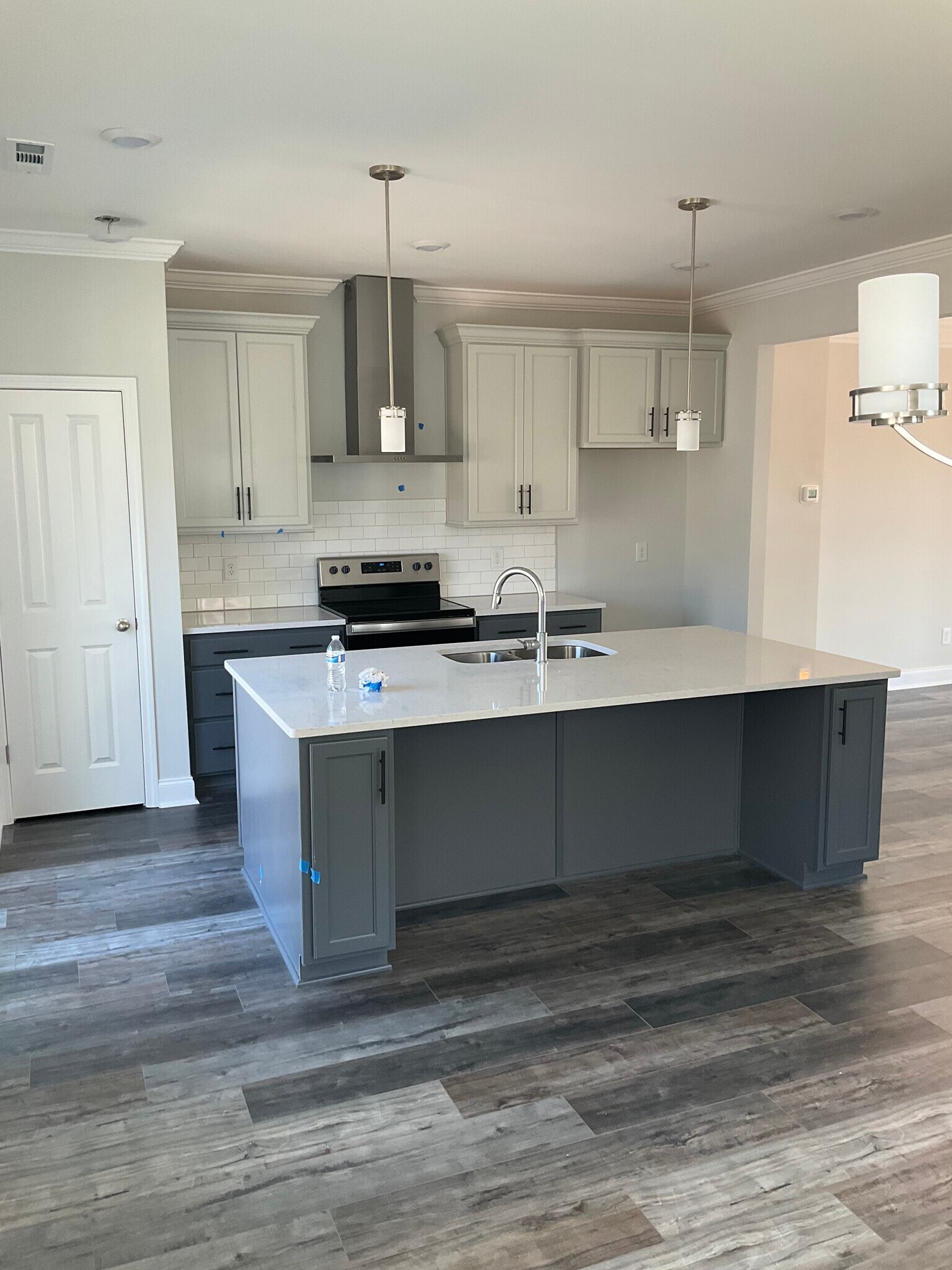 KItchen - 3338 Tasker Dr