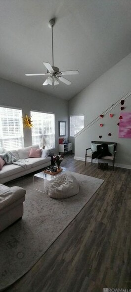 Building Photo - 710 E Boyd Dr