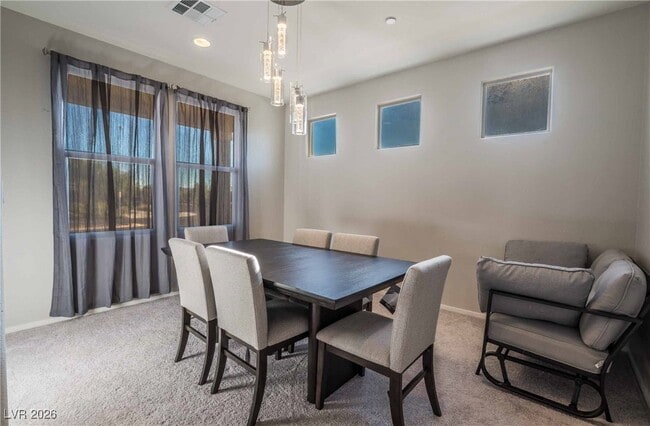 Building Photo - 1115 E Sunset Rd