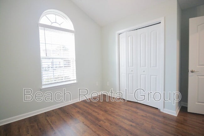 Building Photo - 35 Palmetto Green Dr