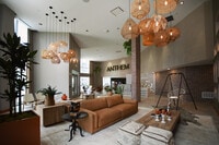 Building Photo - 2 Hbr Pt Rd S