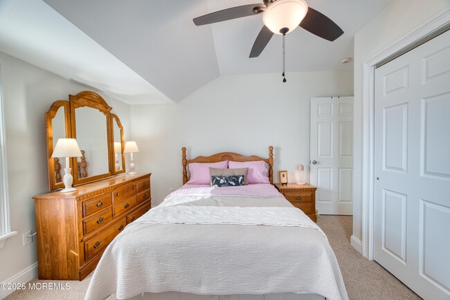 Building Photo - 112 Corlies Ave