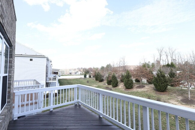 Building Photo - 12005 Rubystone Dr