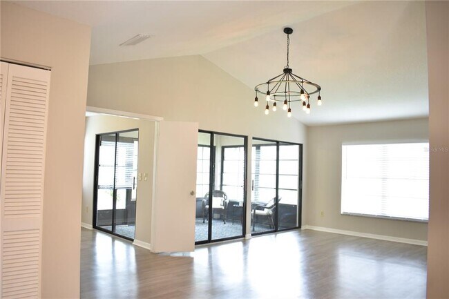 Building Photo - 1702 Aura Ct
