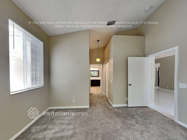 Building Photo - 5534 Lake Tern Pl