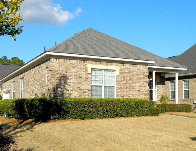 Building Photo - 2436 River Birch Dr