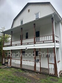 Building Photo - 901-903 Coleman Ave