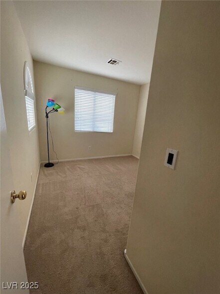 Building Photo - 9300 Cool Creek Ave