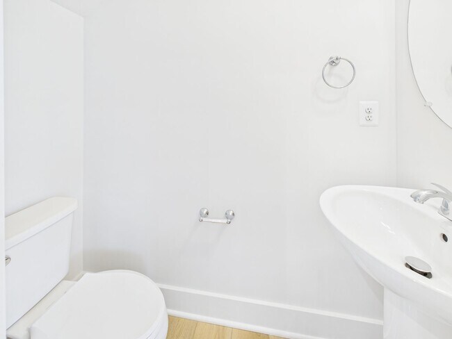 Building Photo - 5320 Wyndham Forest Dr