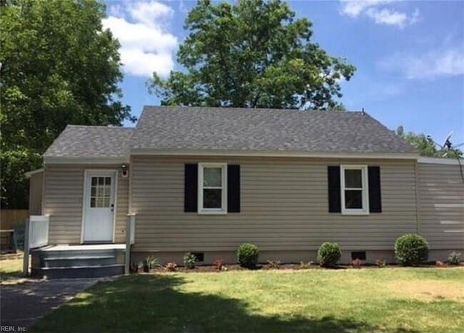 Primary Photo - 3425 Johns St