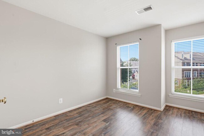 Building Photo - 22862 Cartier Terrace