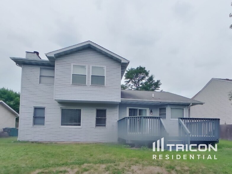 Building Photo - 1414 Lakewood Dr