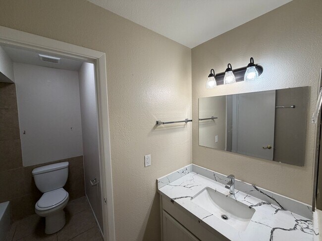 Building Photo - 145 S Doran
