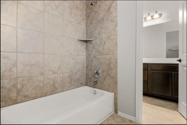 Building Photo - 353 Spiny Lizard Ln