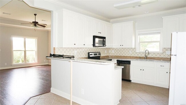 Building Photo - 9537 Greythorne Way