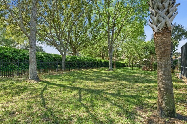 Building Photo - 1020 W Rollingwood Ct