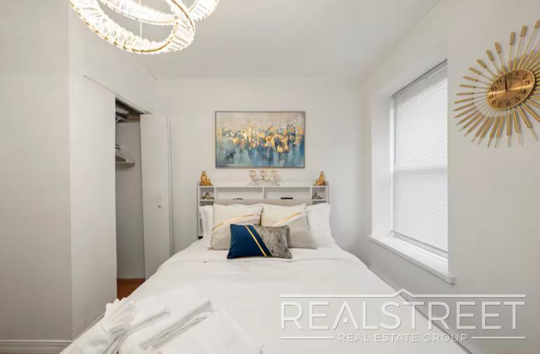 Building Photo - Modern 2BR/2BA in Prime Chinatown | Quick Access to Midtown & Google HQ