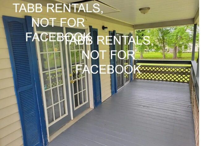 Building Photo - 278 Eves St