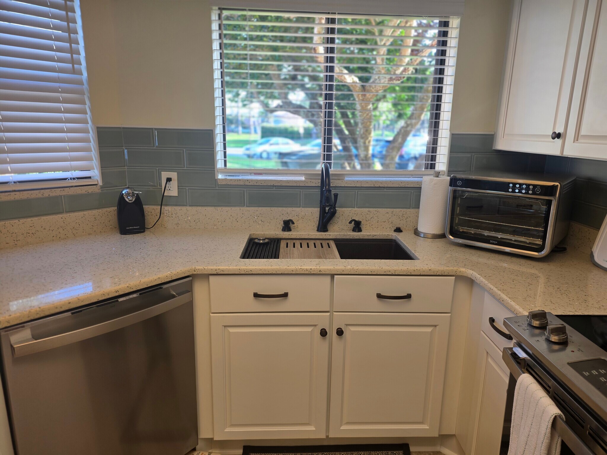 Single Deep Sink - 113 Golden Eye Dr