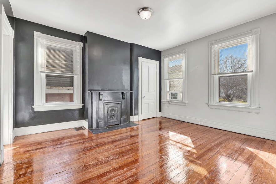 Building Photo - 2030 Scott Blvd