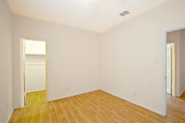 Building Photo - 10617 Wolfcreek Ln