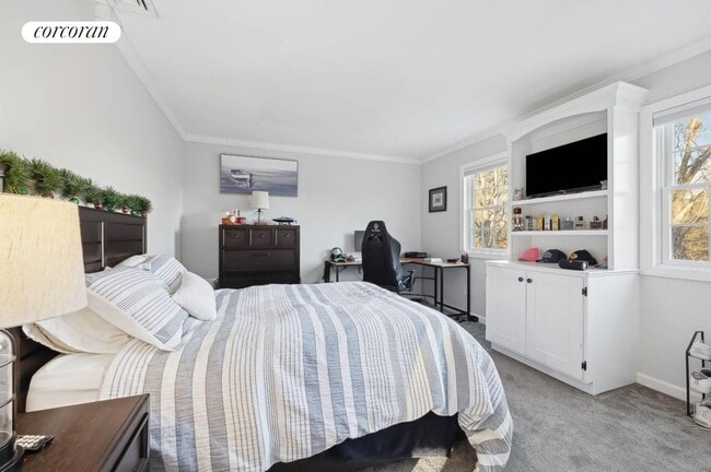 Building Photo - 47 Bathing Bch Rd