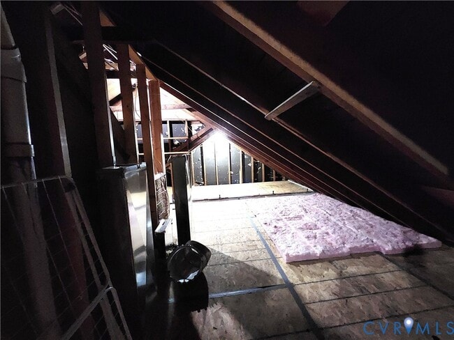 Building Photo - 501 Pelham Dr