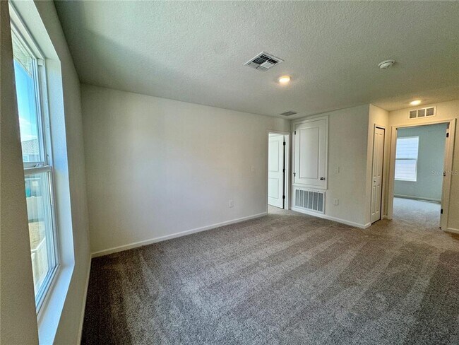 Building Photo - 405 Kayden Cv