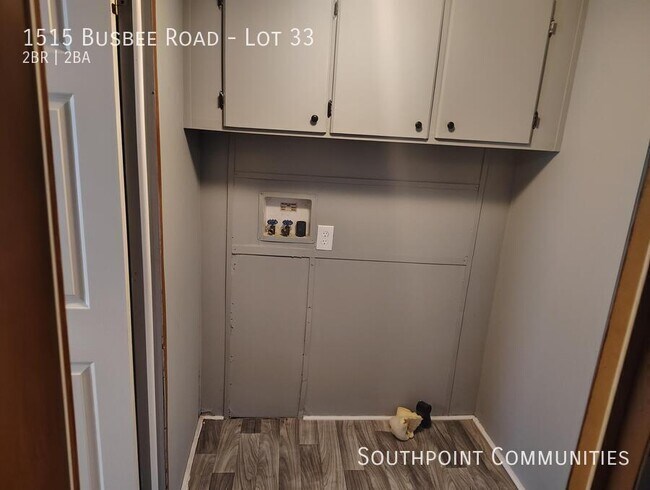 Building Photo - 1515 Busbee Rd
