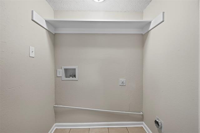 Building Photo - 4927 Miller Ave