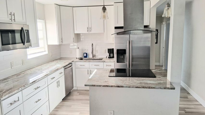 Building Photo - 534 NW 5th St