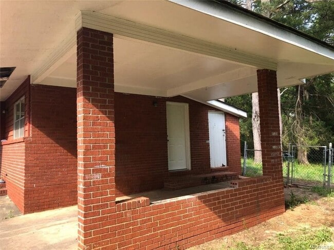 Building Photo - Westview