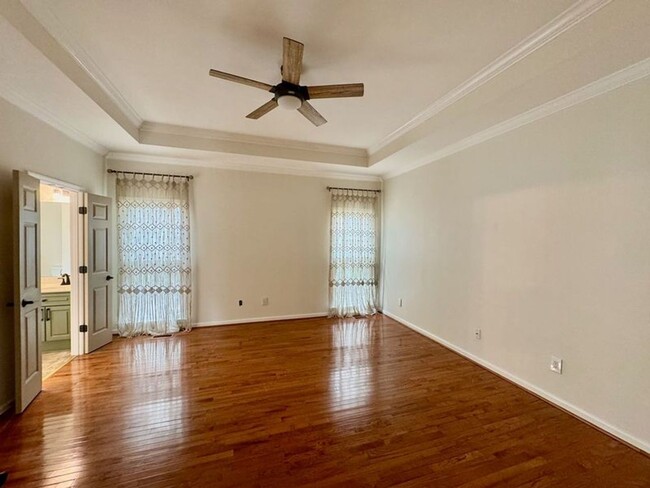 Building Photo - Captivating 3 BR/ 2 BA home in Vestavia!