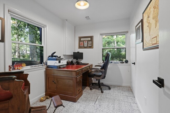 Building Photo - 3411 Stoneybrae Dr