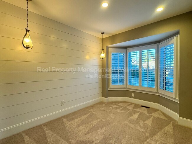 Building Photo - 1021 Keith Rd