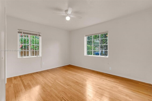 Building Photo - 69 NE 115th St