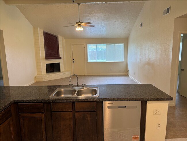 Building Photo - 8307 Bird Meadow Ln