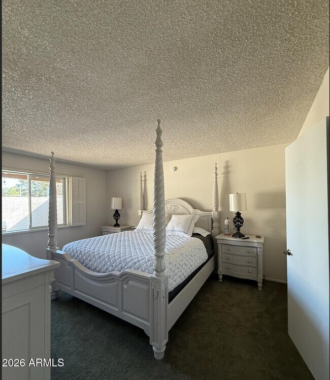 Building Photo - 13321 N 26th Ave