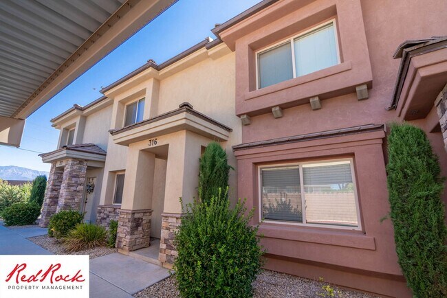 Building Photo - $300 Move in Special! 3 Bedroom Townhome with Internet Included!