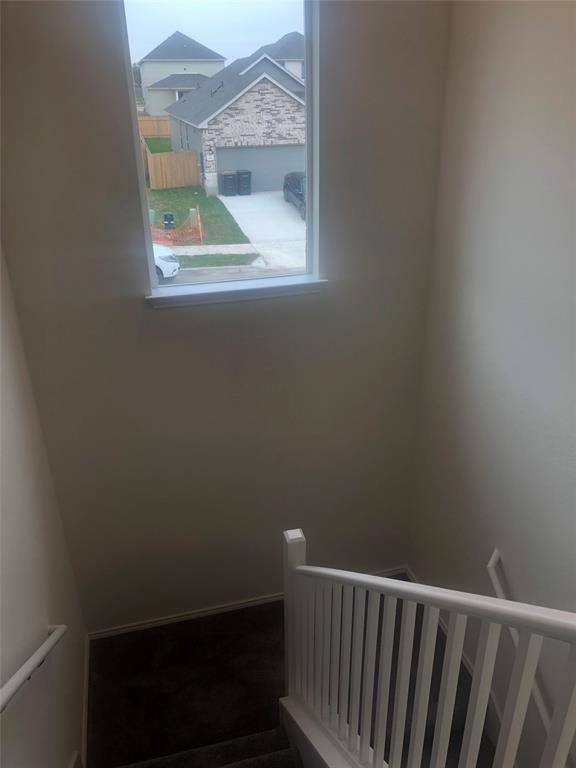 Building Photo - 100 Passiflora Dr