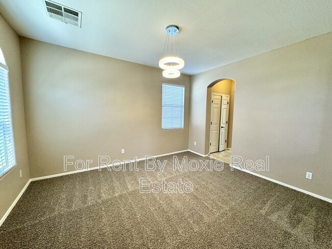 Building Photo - 44490 W Palo Nuez St
